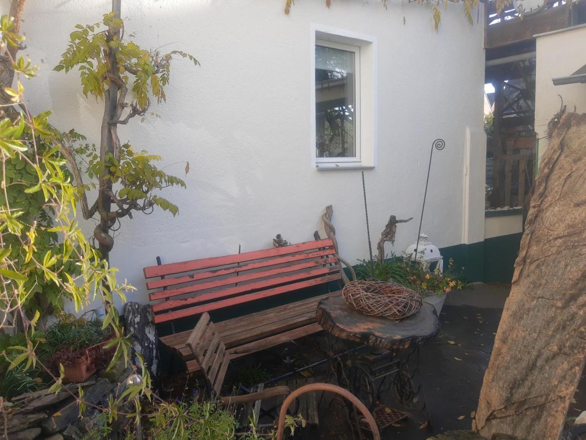 Gartenzimmer Mit Strassenbahn Zu Dom Und Messe 쾰른 외부 사진